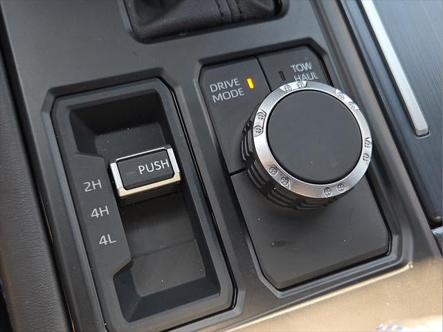 2025 Toyota Tundra Hybrid Platinum