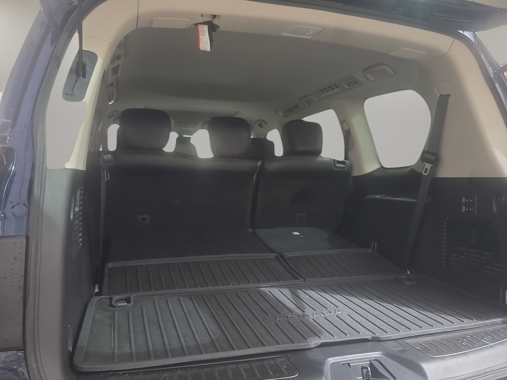 2020 Nissan Armada Platinum