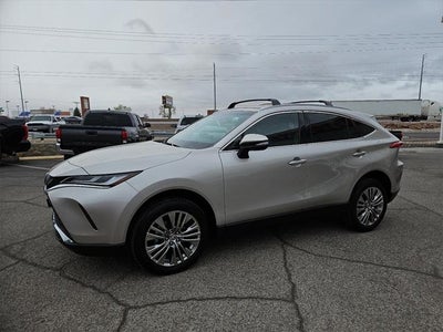 2023 Toyota Venza LE