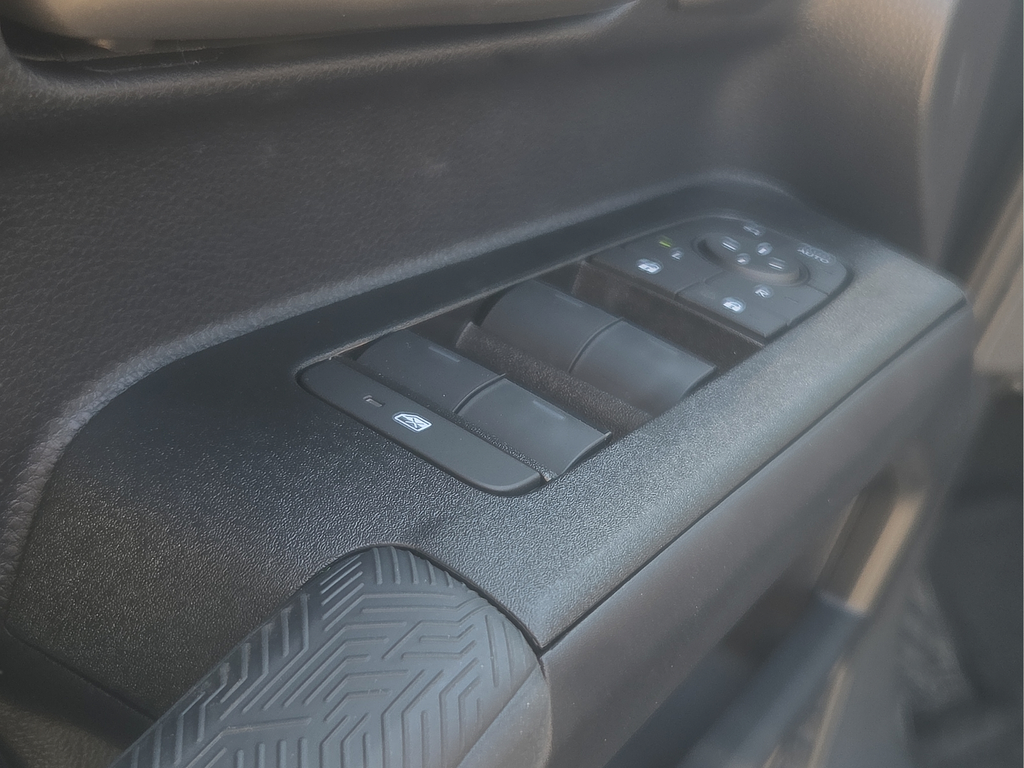 2026 Toyota 4Runner i-FORCE MAX Hybrid Platinum