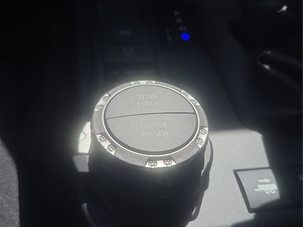2026 Toyota 4Runner i-FORCE MAX Hybrid Platinum
