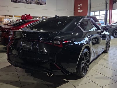 2025 Lexus IS 300