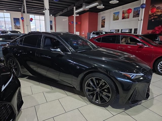2025 Lexus IS 300