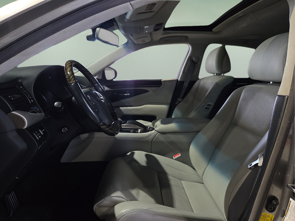 2017 Lexus LS 460