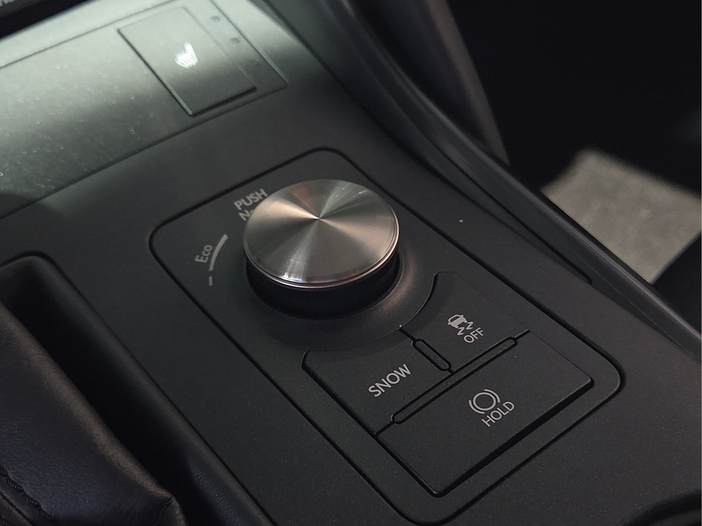 2025 Lexus IS 350 F SPORT Design