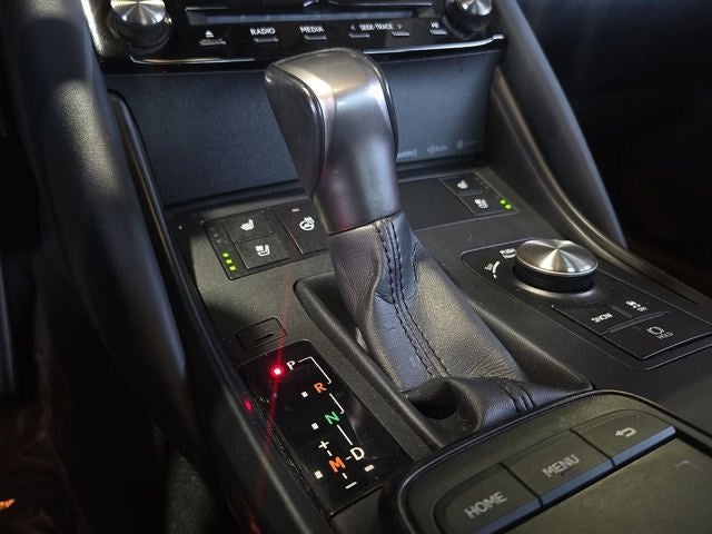 2023 Lexus IS 300