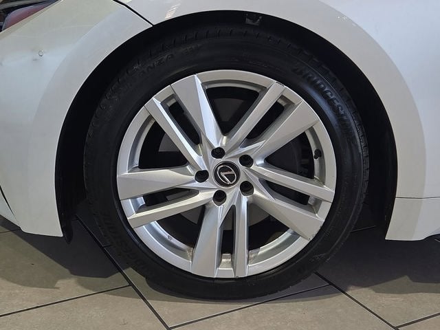 2023 Lexus IS 300