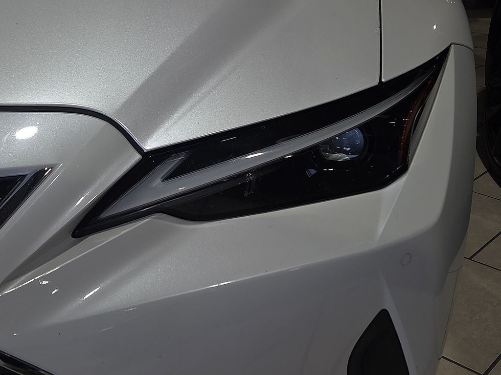 2023 Lexus IS 300