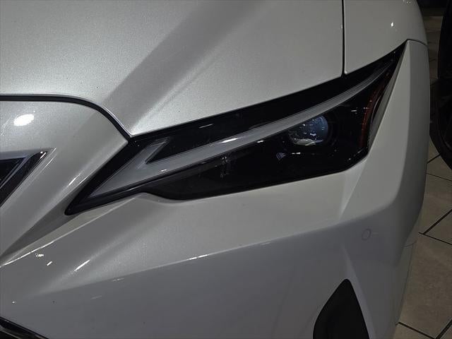 2023 Lexus IS 300