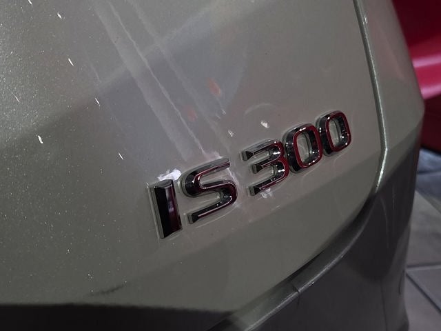 2024 Lexus IS 300