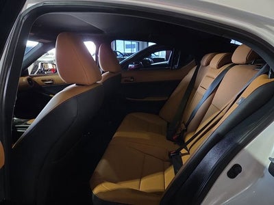 2024 Lexus IS 300