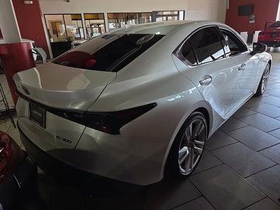 2024 Lexus IS 300