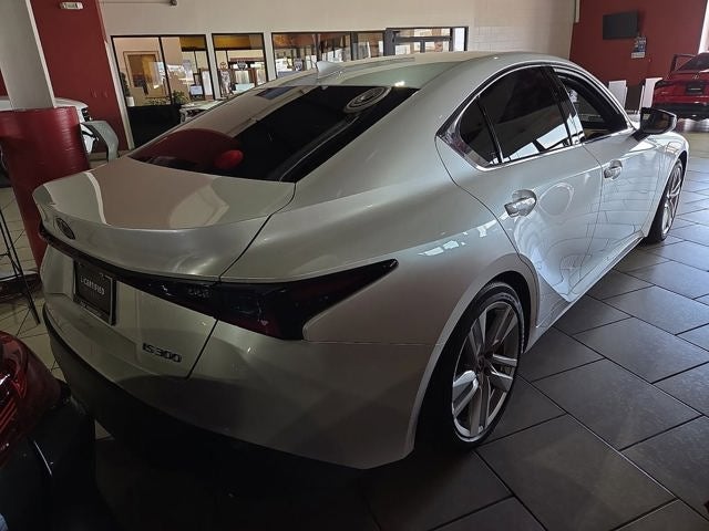 2024 Lexus IS 300