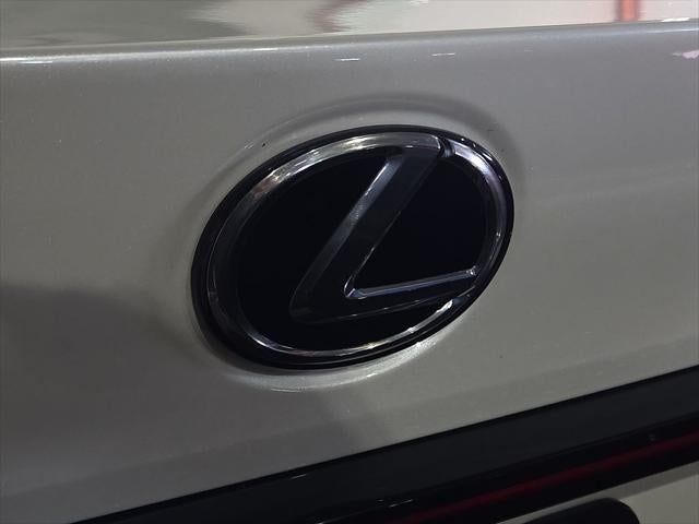 2024 Lexus IS 300