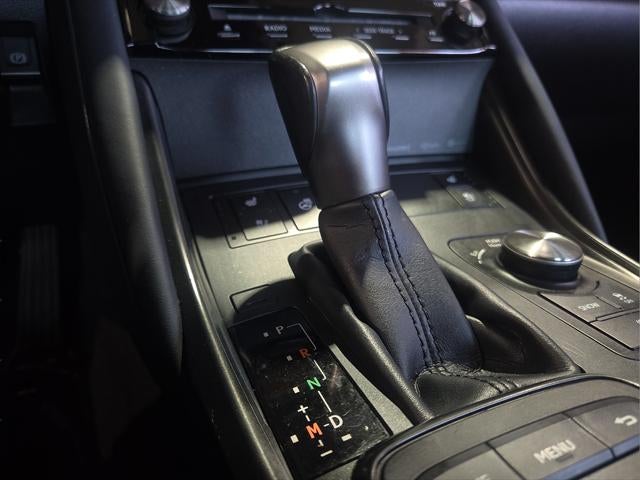 2023 Lexus IS 300