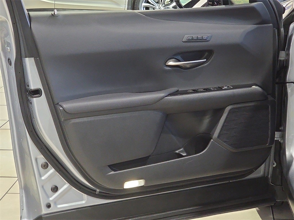 2023 Lexus UX 250h F SPORT Handling