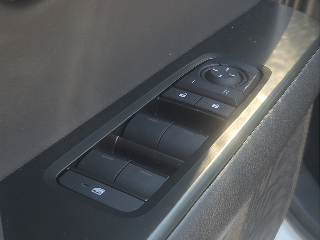 2026 Lexus UX 300h F SPORT Design