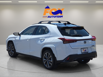 2026 Lexus UX 300h F SPORT Design