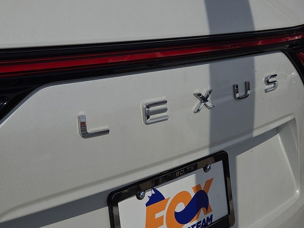 2023 Lexus LX 600 Luxury