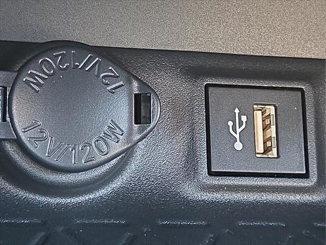 2025 Toyota RAV4 Plug-In Hybrid SE