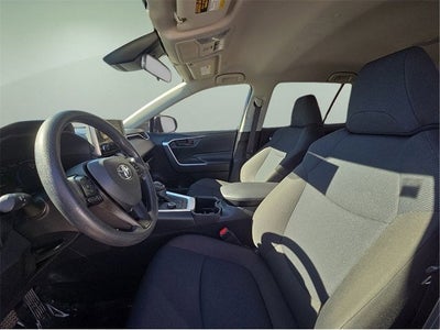 2025 Toyota RAV4 Hybrid LE