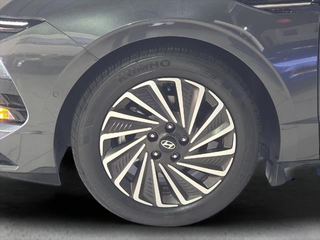 2024 Hyundai Sonata Hybrid Limited