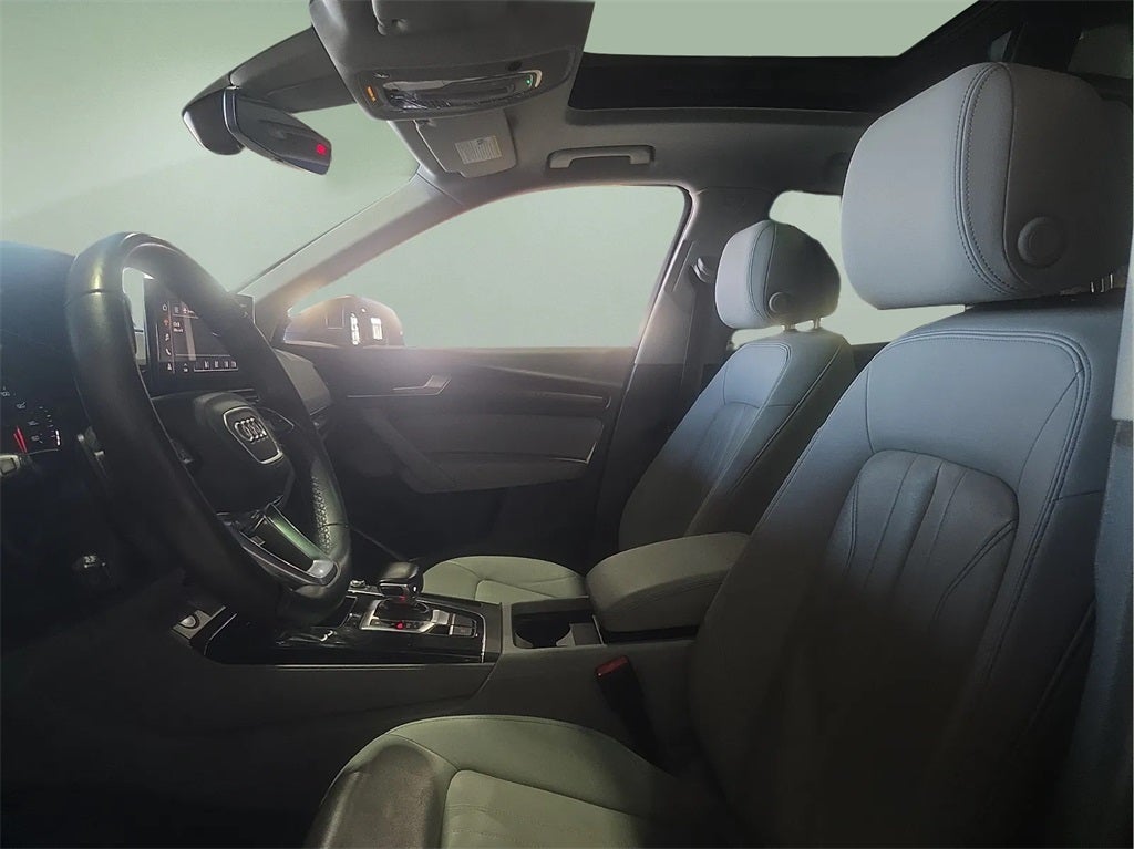 2023 Audi Q5 45 S line Premium quattro