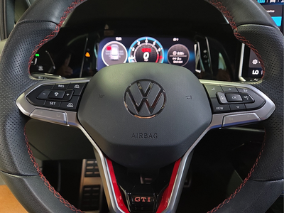 2025 Volkswagen Golf GTI 2.0T SE