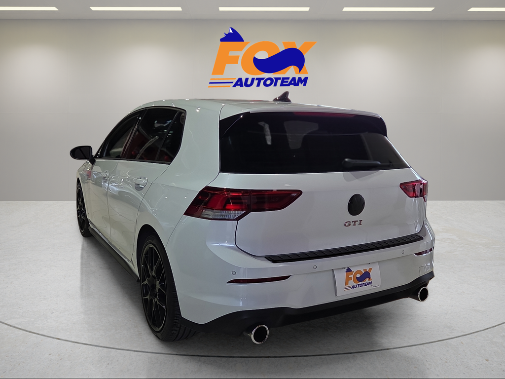 2025 Volkswagen Golf GTI 2.0T SE