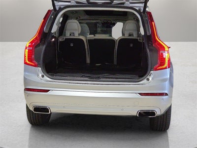 2021 Volvo XC90 T5 Momentum