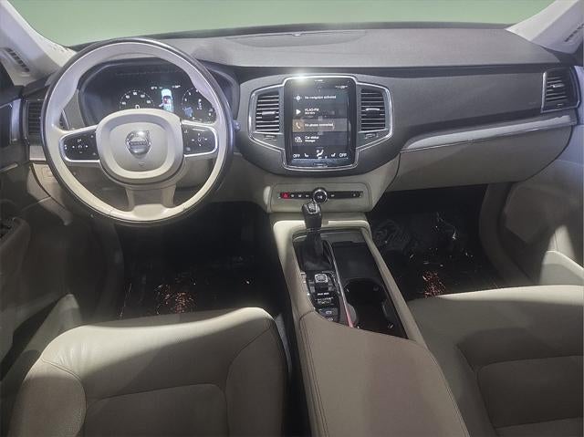 2021 Volvo XC90 T5 Momentum