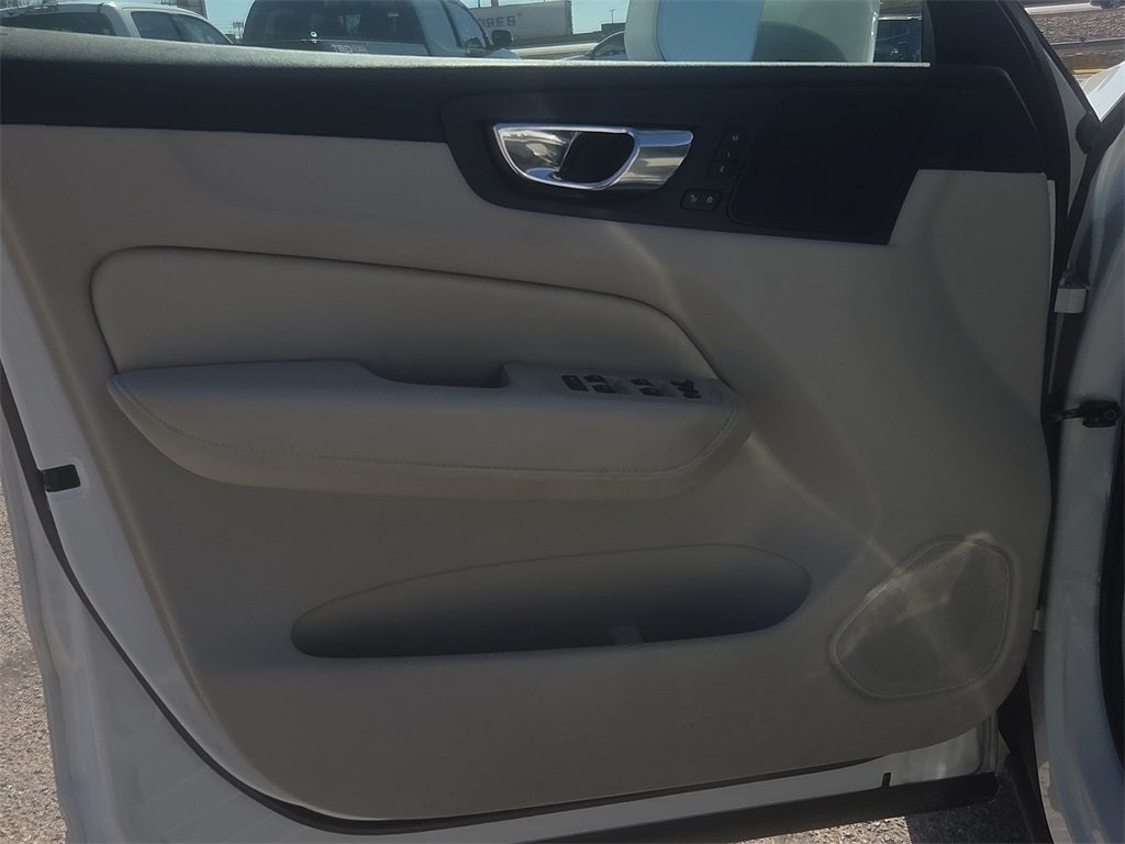 2020 Volvo XC60 T5 Inscription