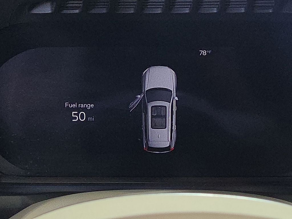2025 Volvo XC90 B5 Plus